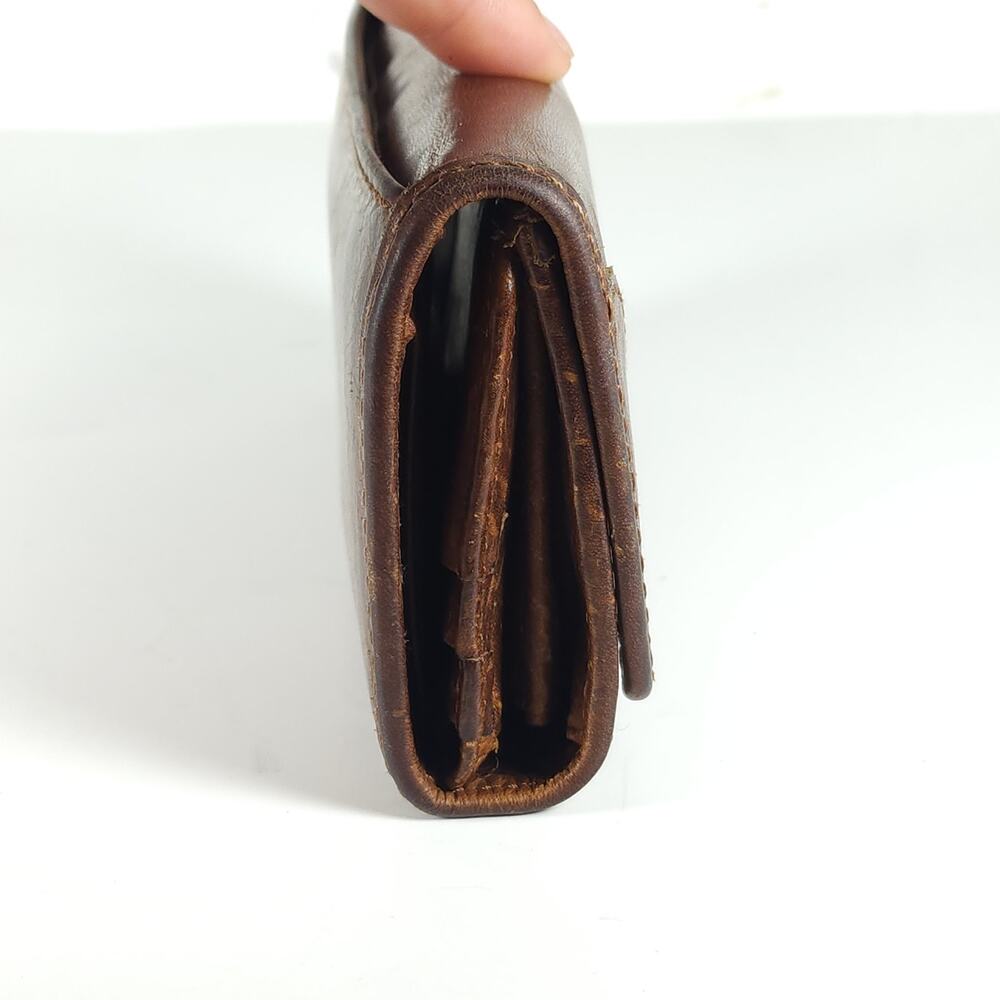 Frye Melissa Continental Cognac Brown Distressed Leather Snap Trifold Wallet - Picture 4 of 13